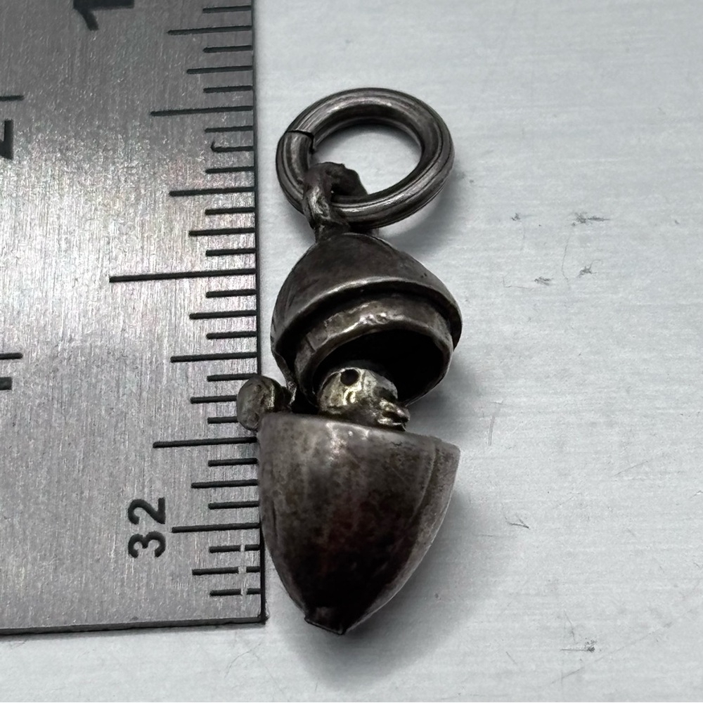 Beautiful patina egg hatching duck Charm Pendant - Picture 3 of 4